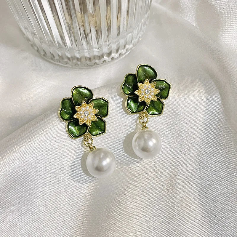 Jewelry CC Style Pearl Vintage Earrings - Flora