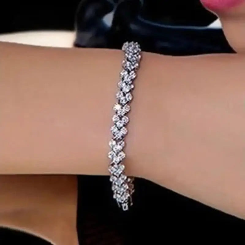 Luxury Roman Crystal Geometric Chain Bracelet - Flora