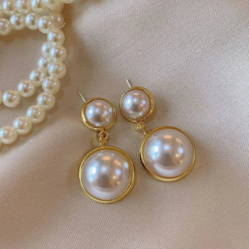 Jewelry CC Style Pearl Vintage Earrings - Flora